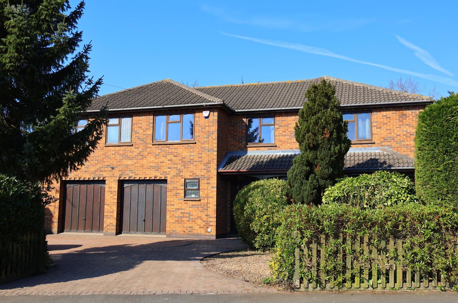 Garden House Front 3